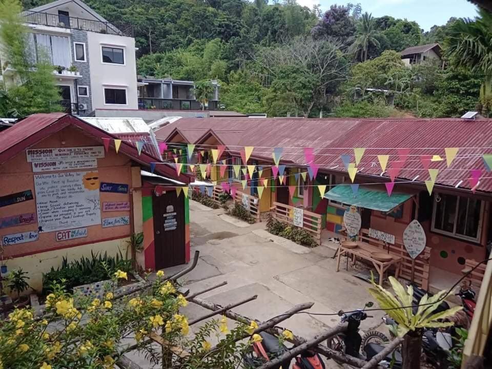 El Nido Hostel Sun Valley ภายนอก รูปภาพ